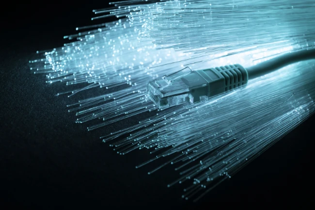 Glasfaser-Kabel mit Ethernet